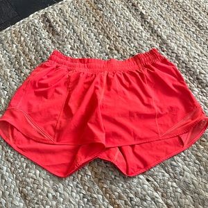 Lululemon hotty hot shorts 4 inch